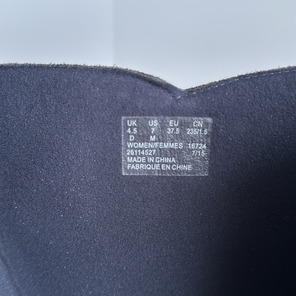 CLARKS  navy boots in excellent condition! - Picture 7 of 12